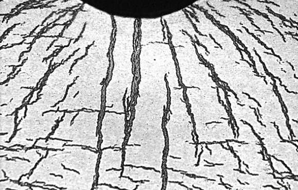 Photograph of fractures taken by an electron microscope